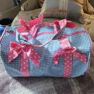 Girls duffle bag